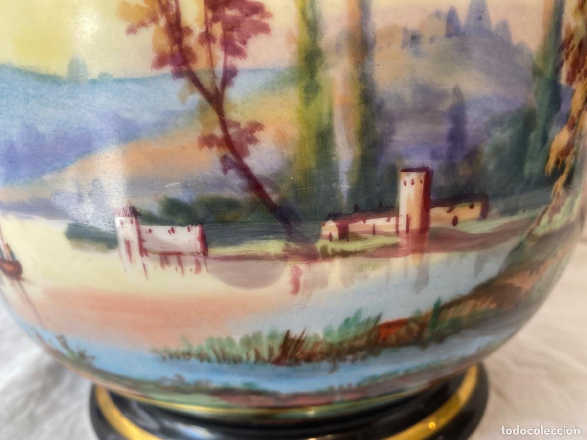 Antig&uuml;edades: ELEGANT&Iacute;SIMO MACETERO ANTIGUO DE PORCELANA DECORADA A MANO. - Foto 8