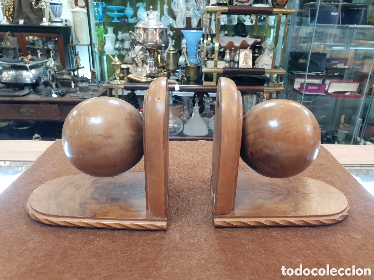 Antig&uuml;edades: SUJETA LIBROS REALIZADOS EN MADERA. - Foto 1