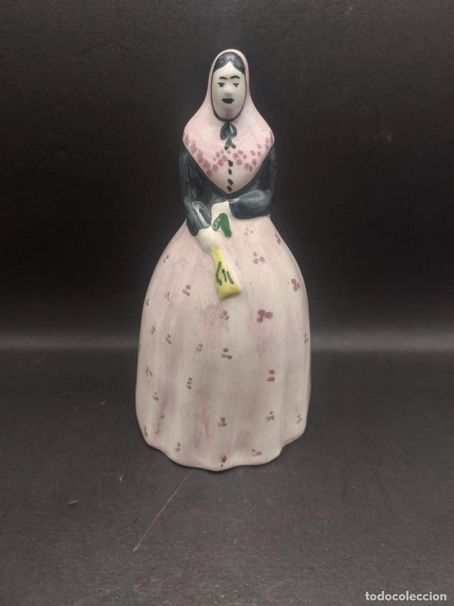 Antig&uuml;edades: CAMPANA DE MUJER DE PORCELANA - Foto 1