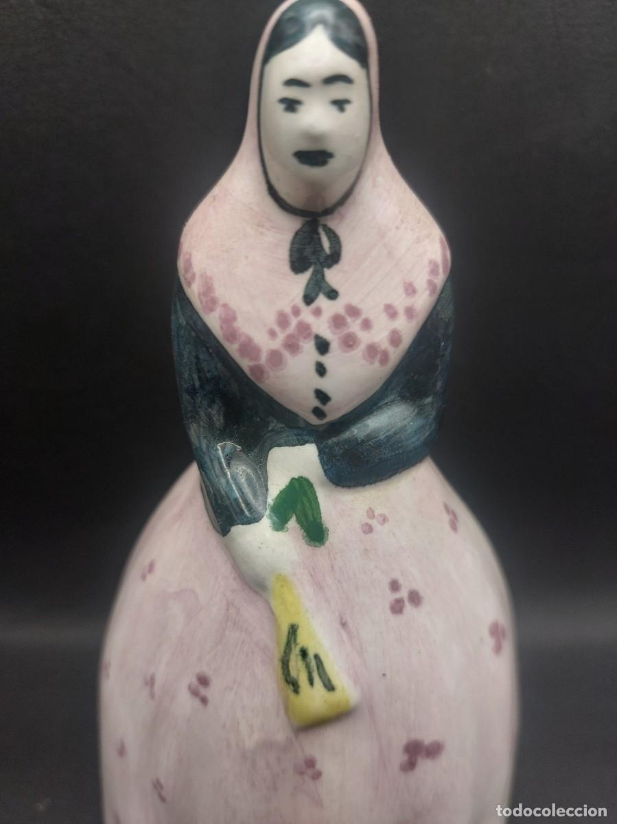 Antig&uuml;edades: CAMPANA DE MUJER DE PORCELANA - Foto 2