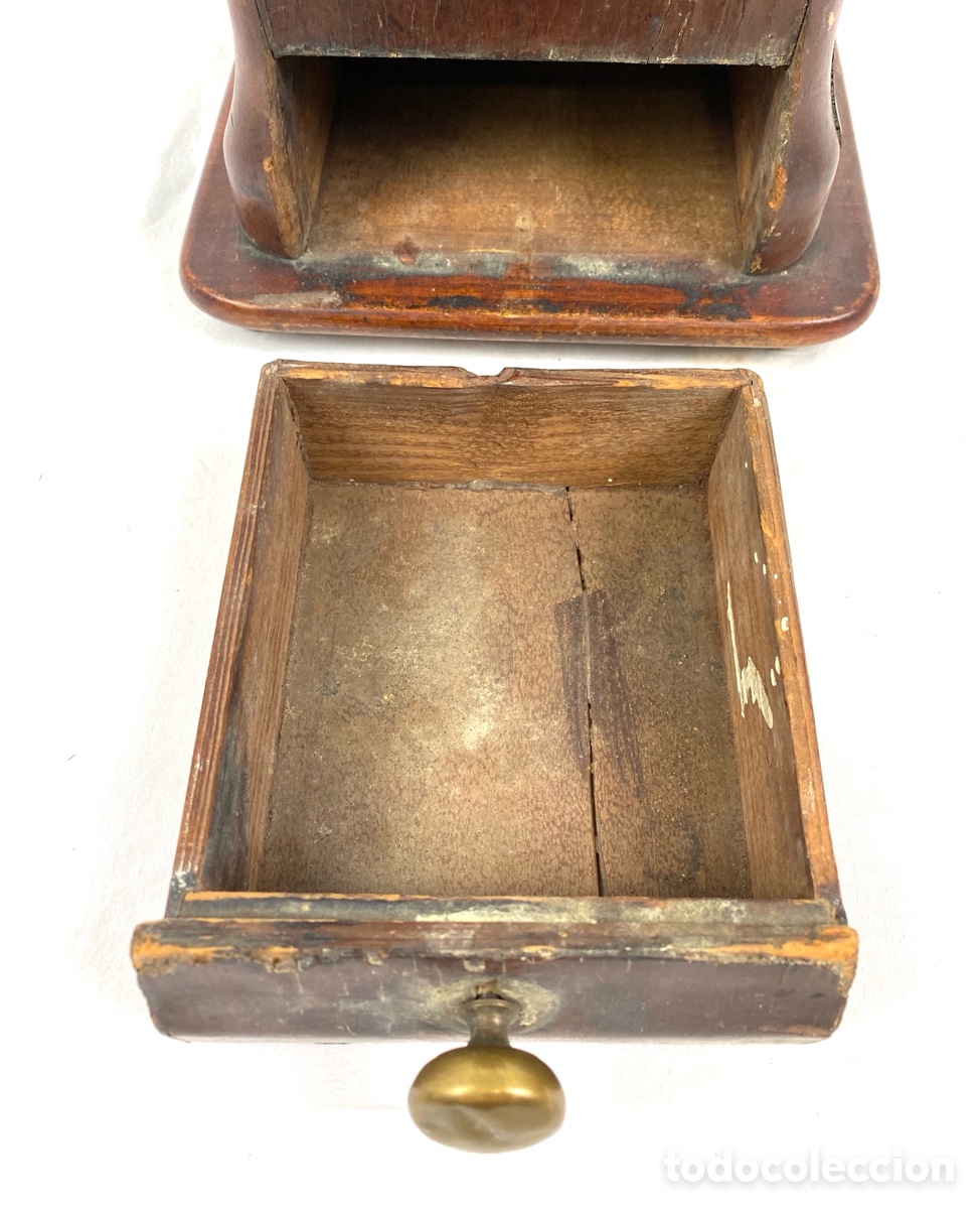 Antig&uuml;edades: GRAN MOLINILLO DE CAFE DE MADERA Y BRONCE- 33 CM - 1900-20 - Foto 3