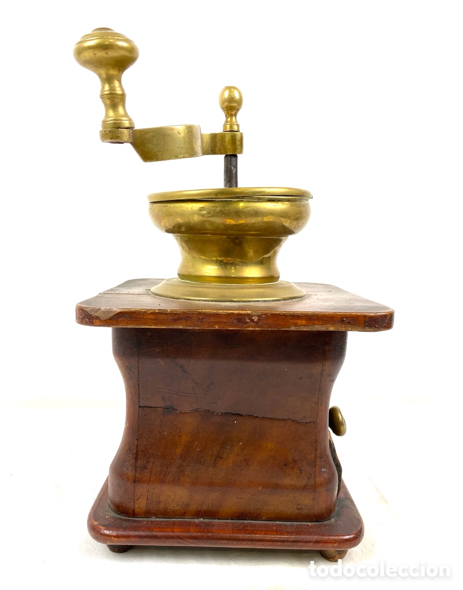 Antig&uuml;edades: GRAN MOLINILLO DE CAFE DE MADERA Y BRONCE- 33 CM - 1900-20 - Foto 4
