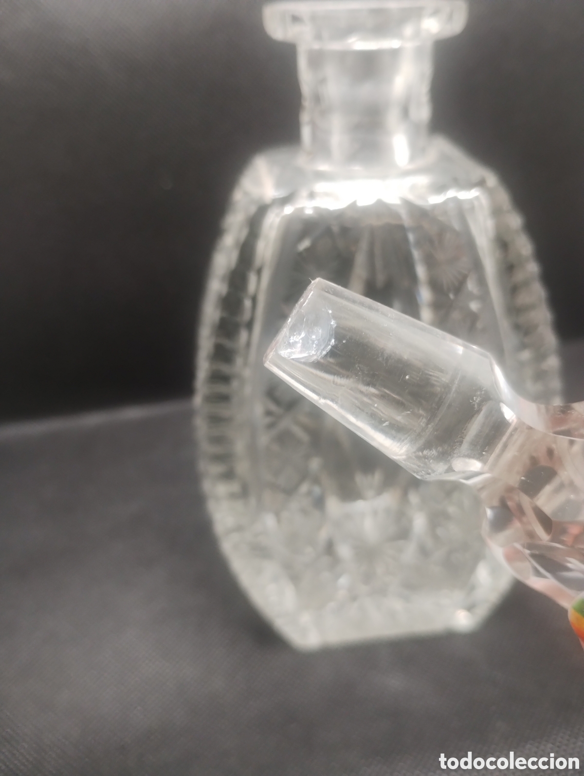 Antig&uuml;edades: Botella de licor en cristal tallado estilo Deco - Foto 7