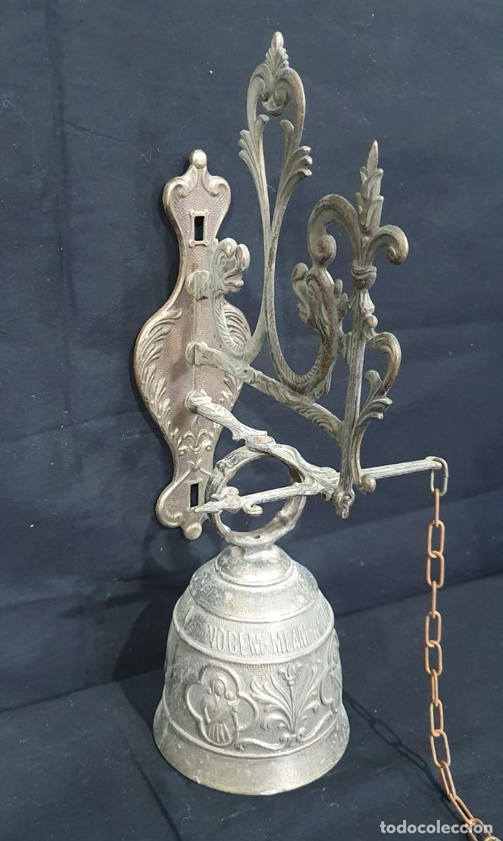Antig&uuml;edades: Campana bronce con soporte - Foto 3