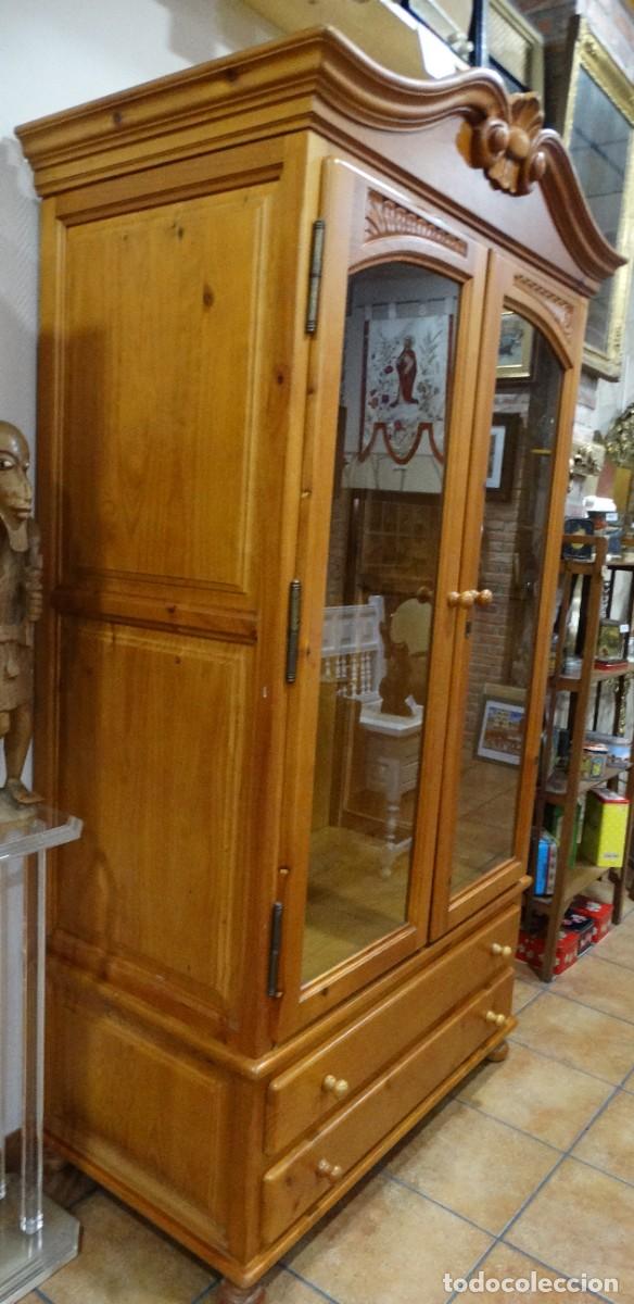 Antig&uuml;edades: ARMARIO DE PINO VITRINA - Foto 2