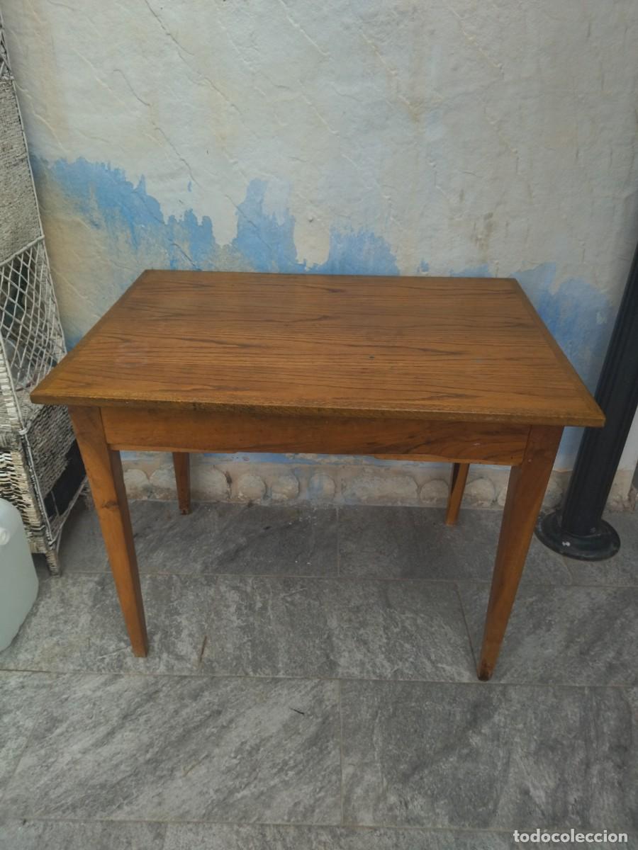 Antig&uuml;edades: Antigua mesa tocinera con caj&oacute;n largo. - Foto 3