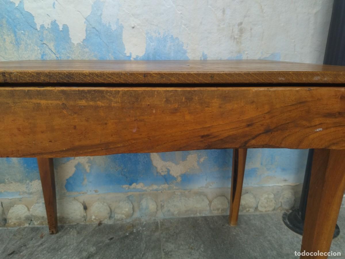 Antig&uuml;edades: Antigua mesa tocinera con caj&oacute;n largo. - Foto 10