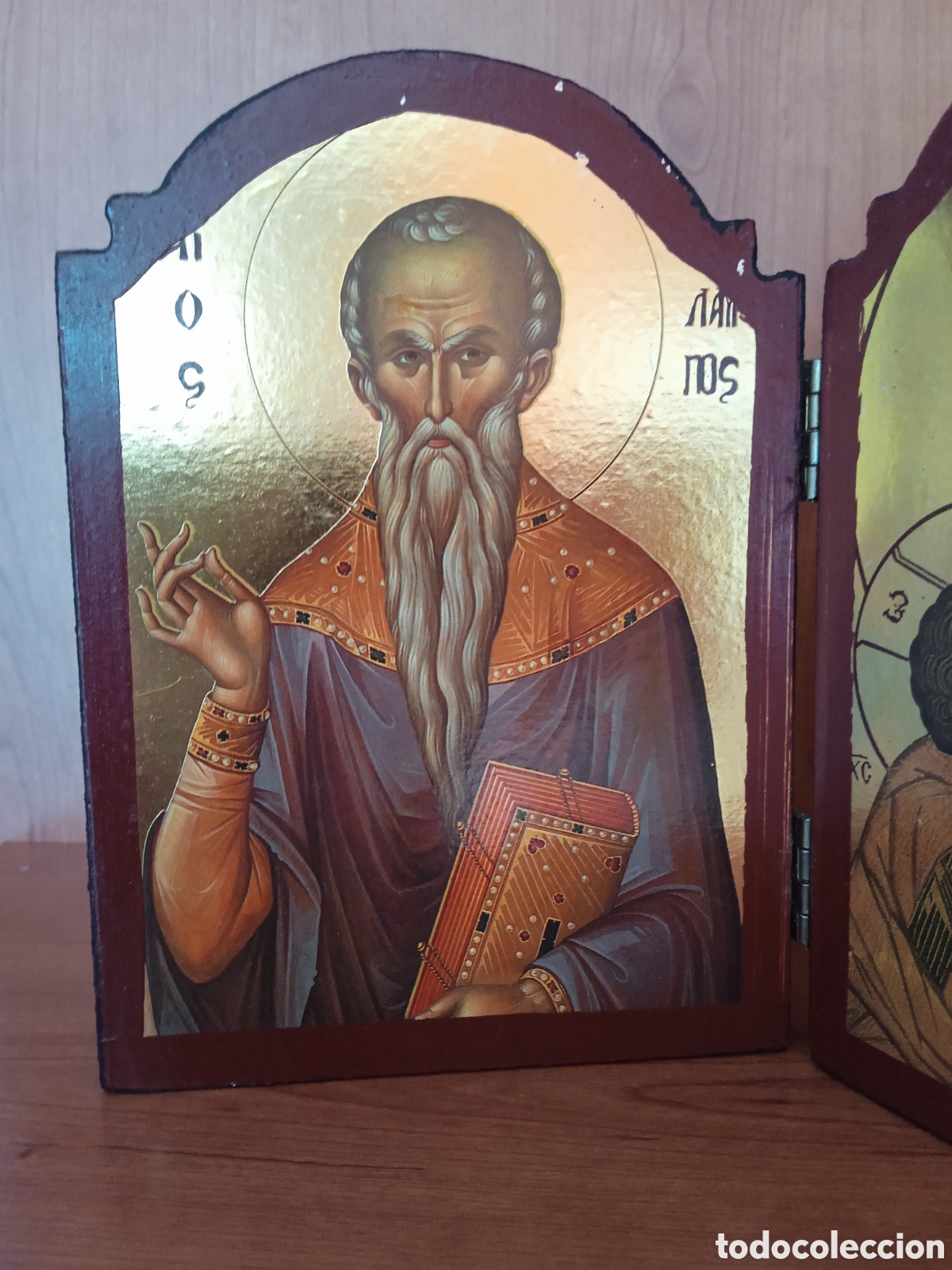 Antig&uuml;edades: D&iacute;ptico Religioso de madera y pinturas - Foto 2