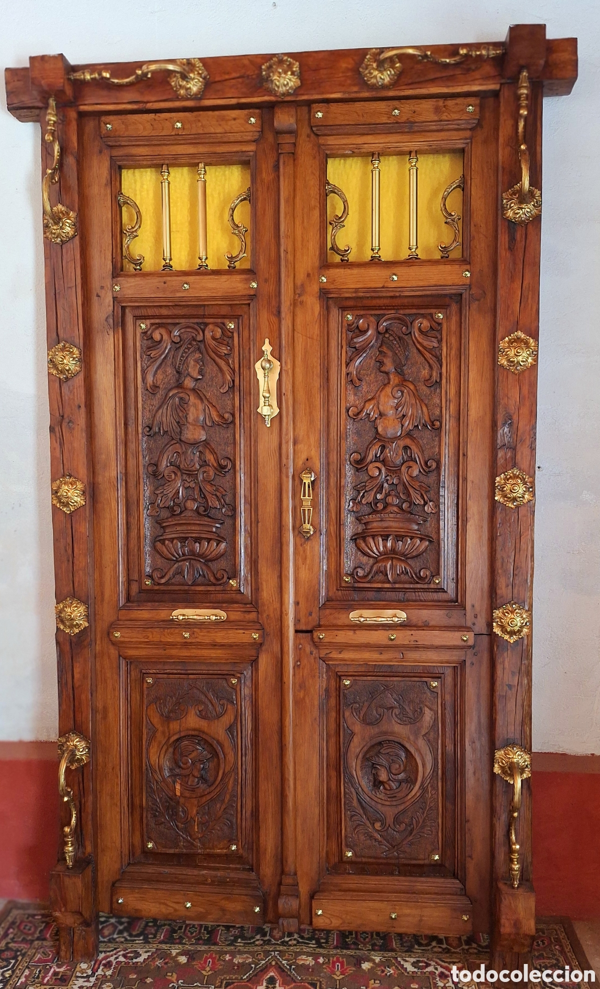Antig&uuml;edades: Puerta de madera,metal y bronce