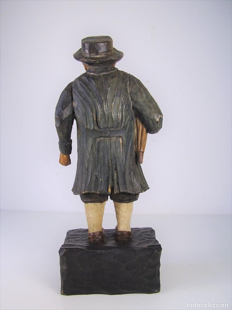 Antig&uuml;edades: Talla de madera campesino. - Foto 3