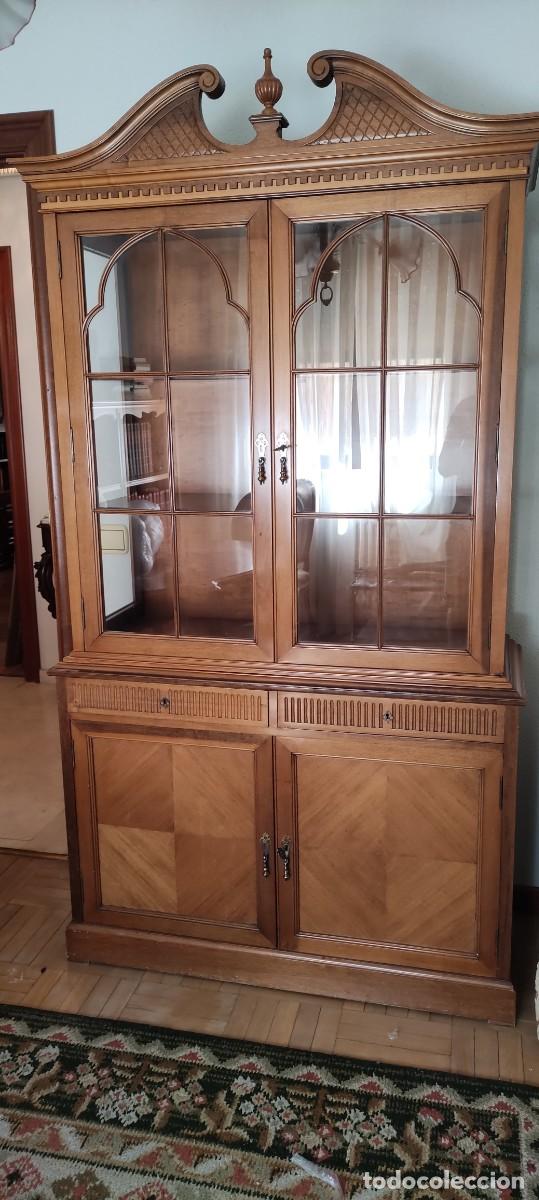 Antig&uuml;edades: Vitrina estilo ingl&eacute;s gran calidad - Foto 1