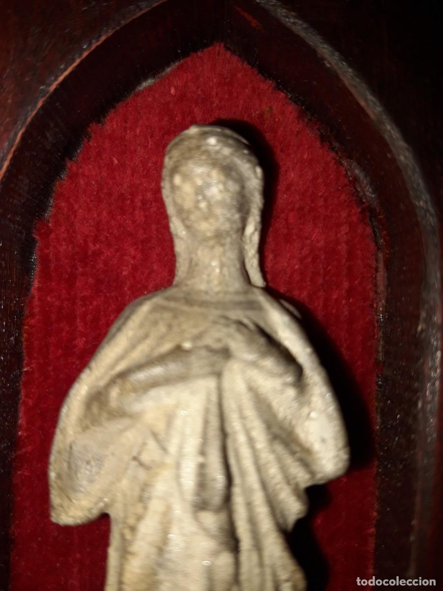 Antig&uuml;edades: CAPILLA DE MADERA CON LA VIRGEN - Foto 5