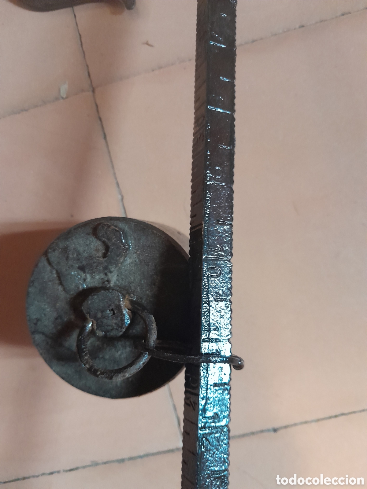 Antig&uuml;edades: Bascula romana siglo 19 - Foto 2
