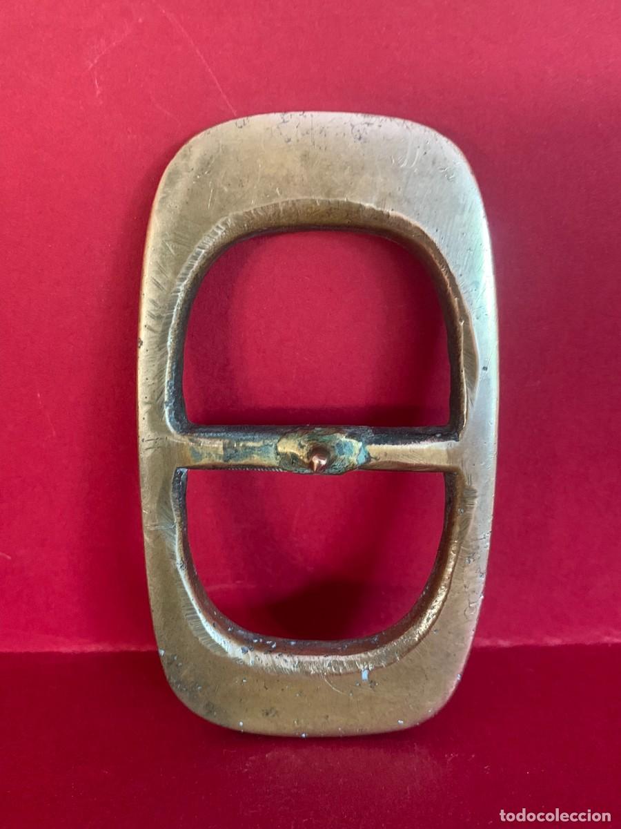 Antig&uuml;edades: HEBILLA DE CINTUR&Oacute;N DE BRONCE MACIZO ANTIGUO - Foto 1