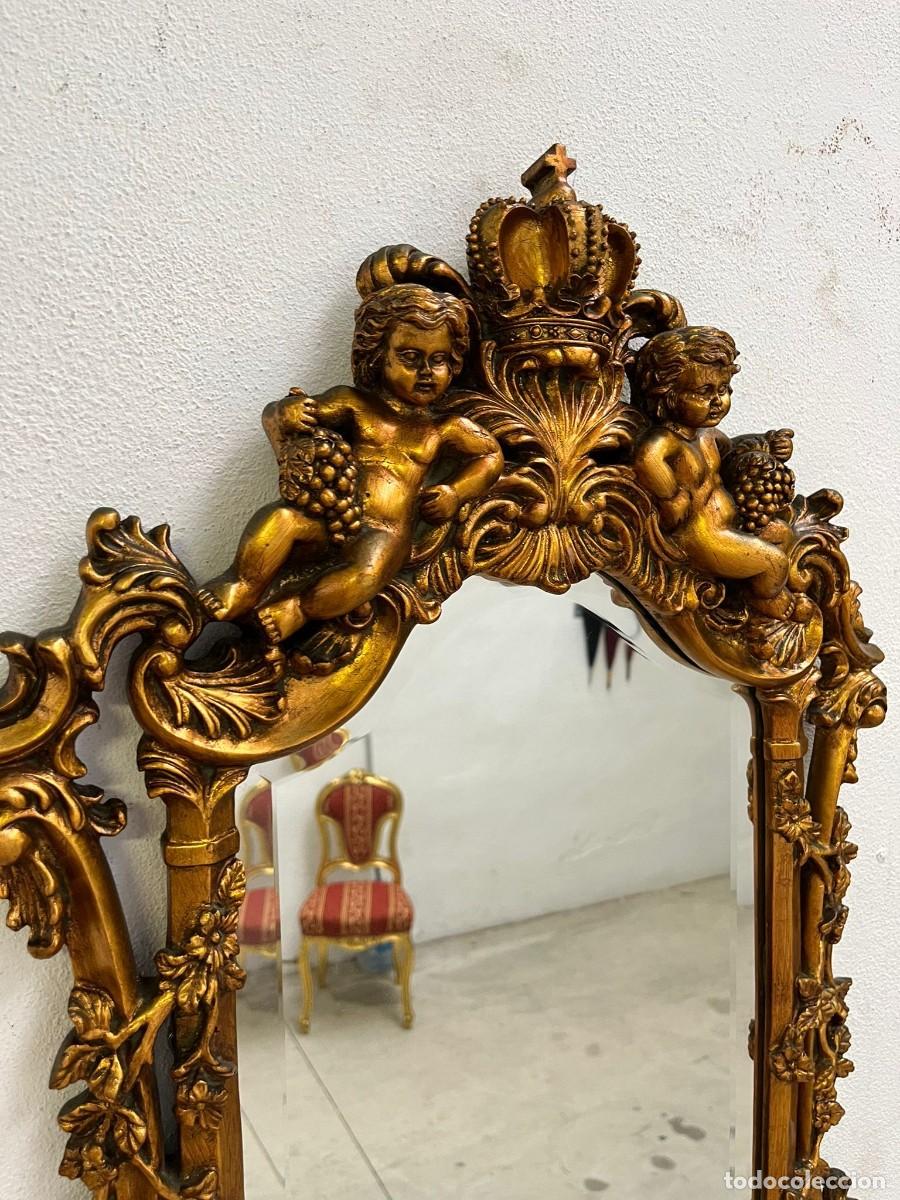 Antig&uuml;edades: Elegante espejo con querubines y corona central. - Foto 2