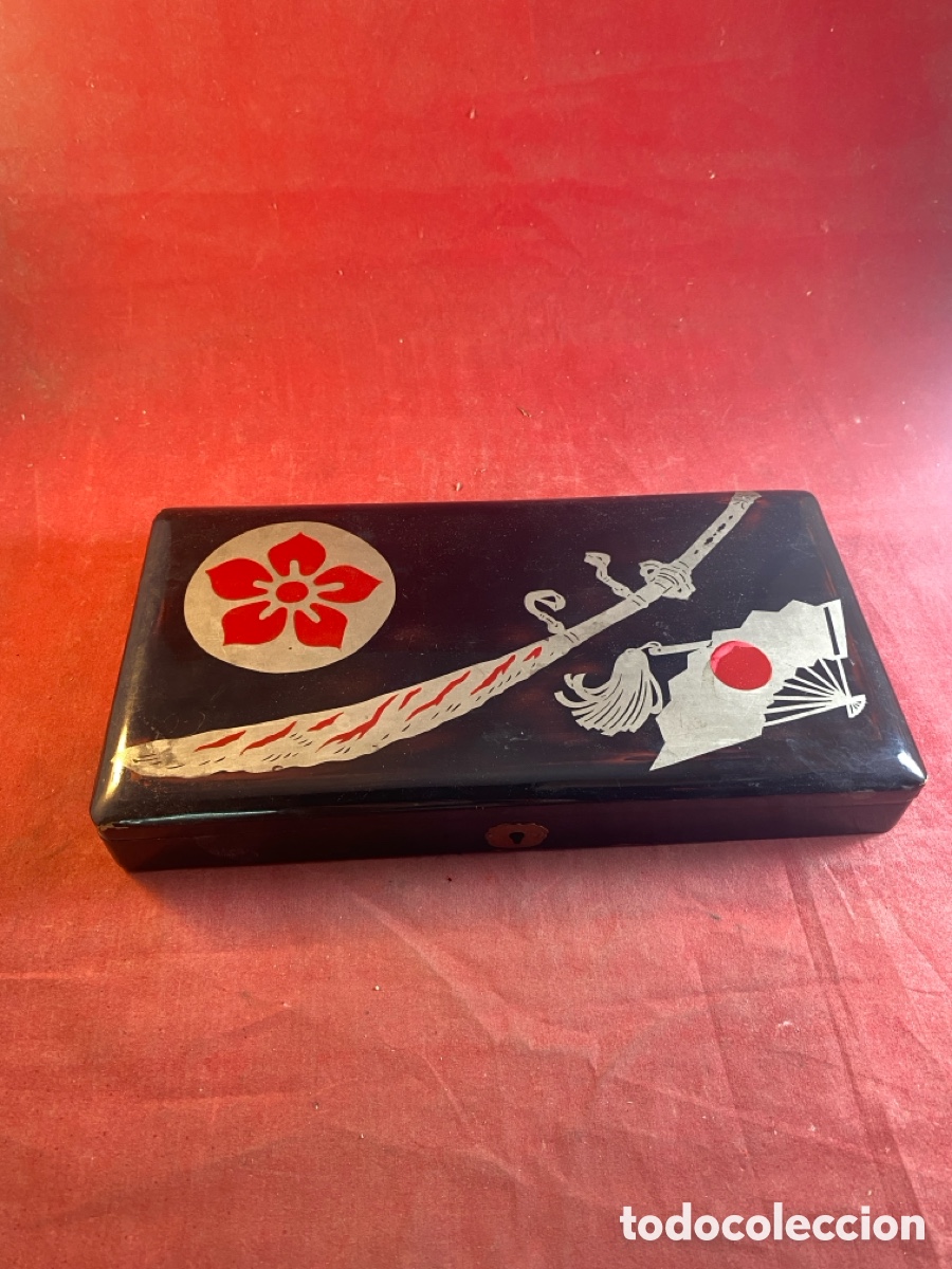 Antig&uuml;edades: Caja oriental madera negra lacada - Foto 1