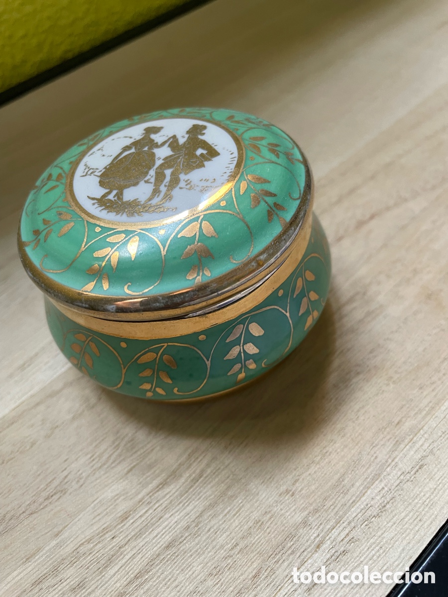 Antig&uuml;edades: Joyero vintage labrado con oro - Foto 1