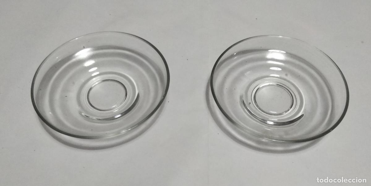 Antig&uuml;edades: Dos platitos de cristal aperitivo - Foto 1