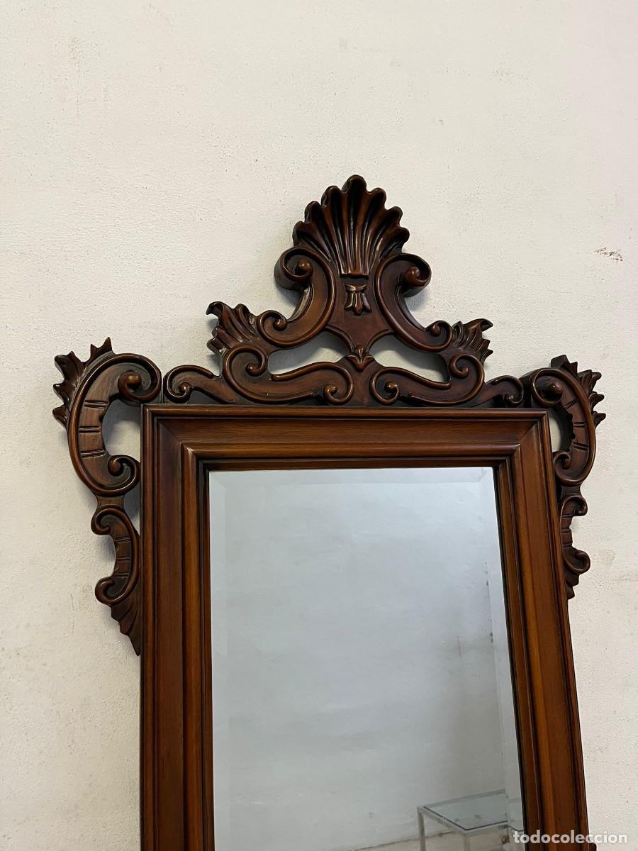 Antig&uuml;edades: Espejo tallado en madera con cristal biselado. - Foto 4