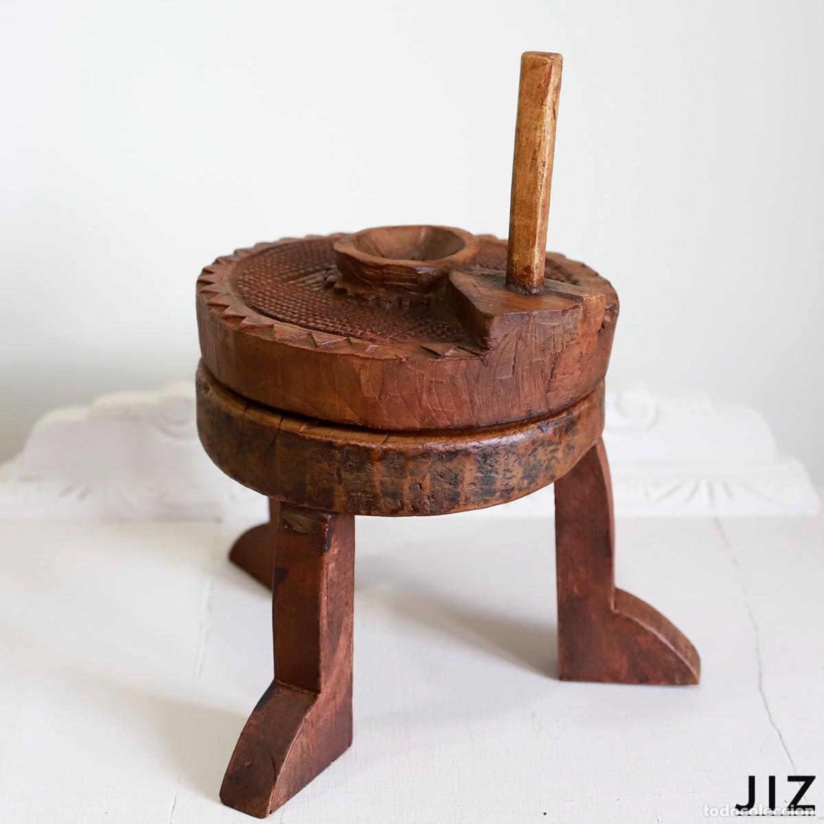 Antig&uuml;edades: Molinillo antiguo de madera origen Indonesia - Foto 3