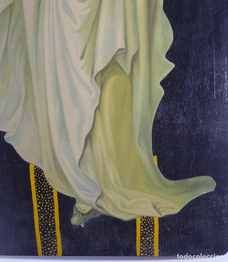 Antig&uuml;edades: TABLA CON VIRGEN PEGADA DE PAPEL - Foto 3