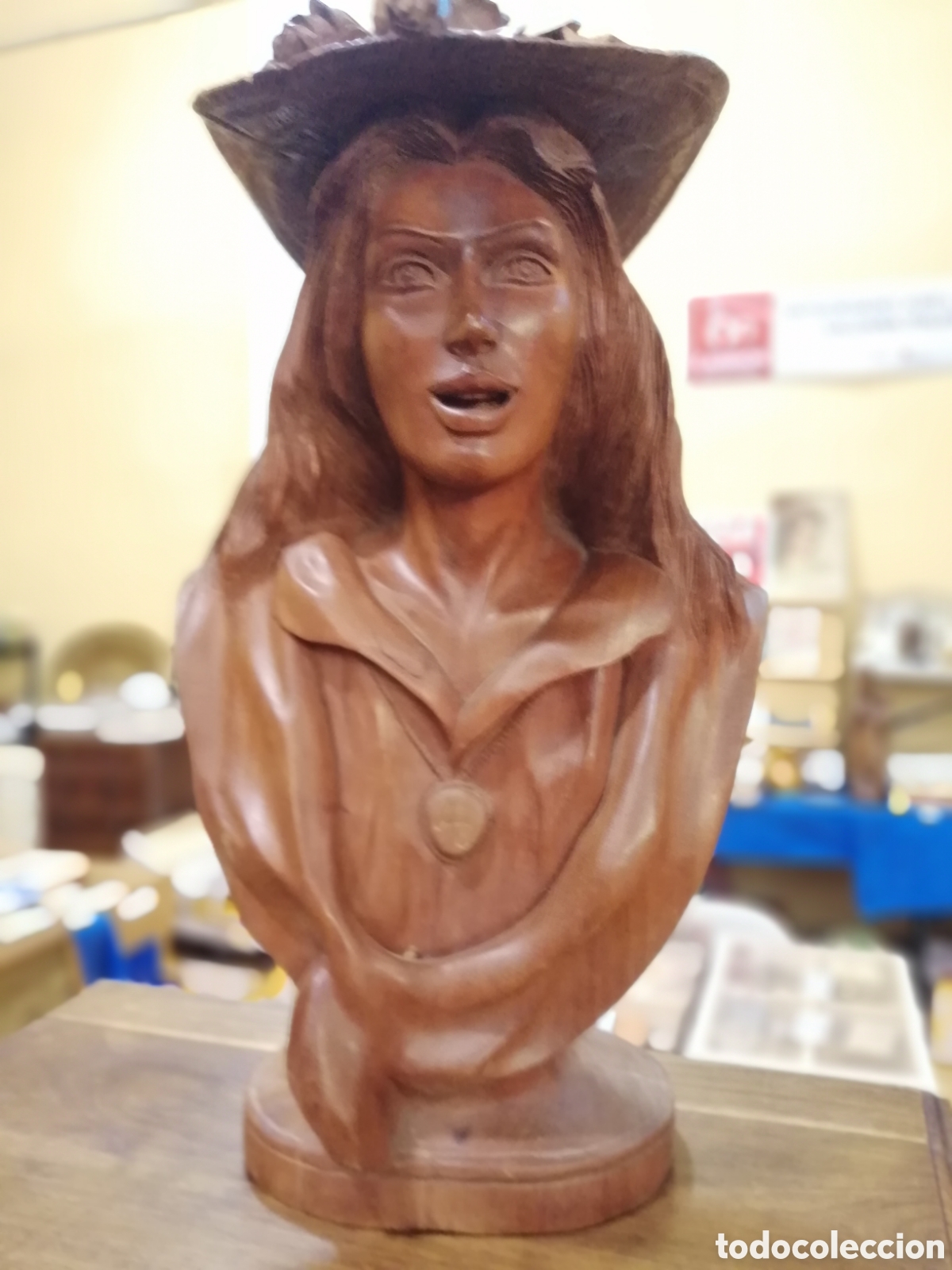Antig&uuml;edades: Figura de madera tropical - Foto 1