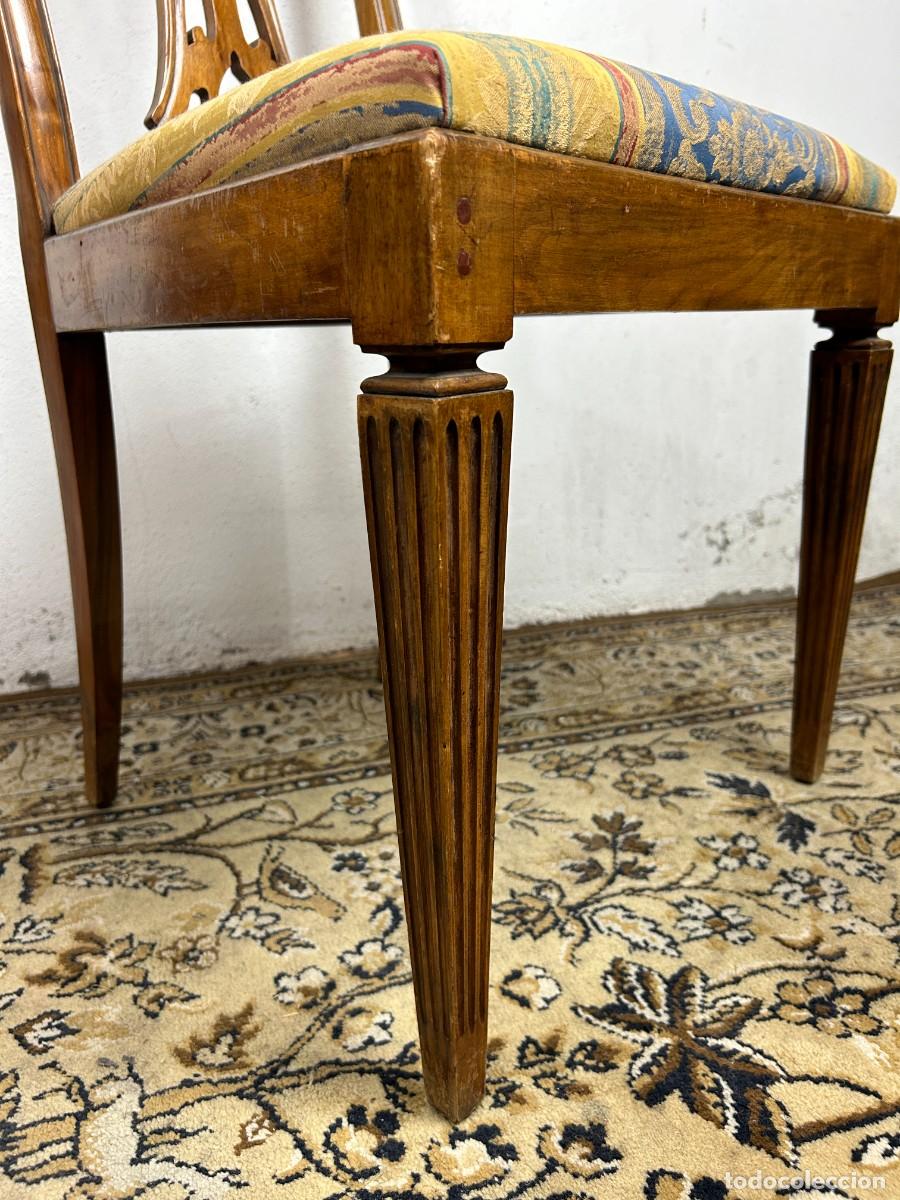 Antig&uuml;edades: Conjunto de 3 sillas de Nogal - Foto 7