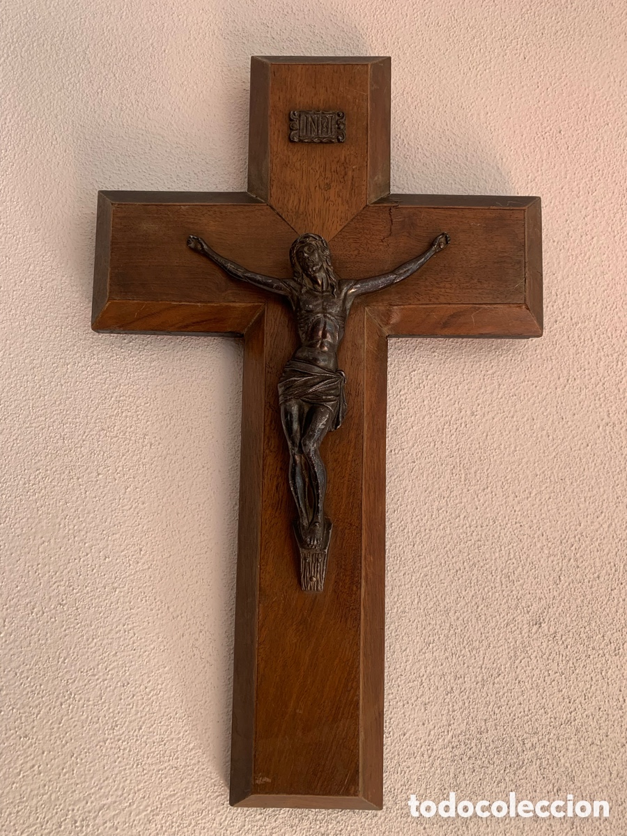 Antig&uuml;edades: Crucifijo antiguo de madera y bronce - Foto 15