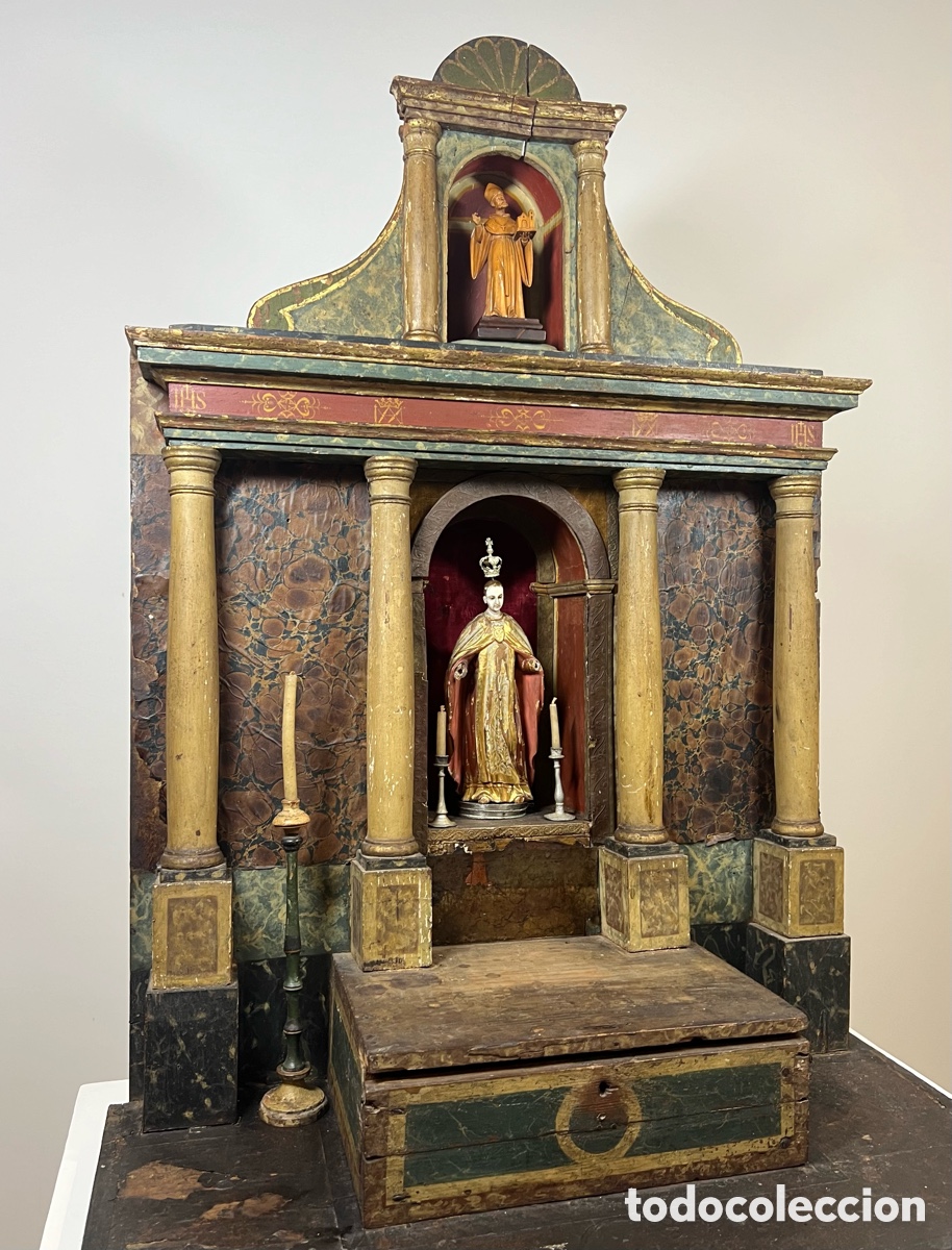 Antig&uuml;edades: Retablo de peque&ntilde;o formato. Madera, S.XIX