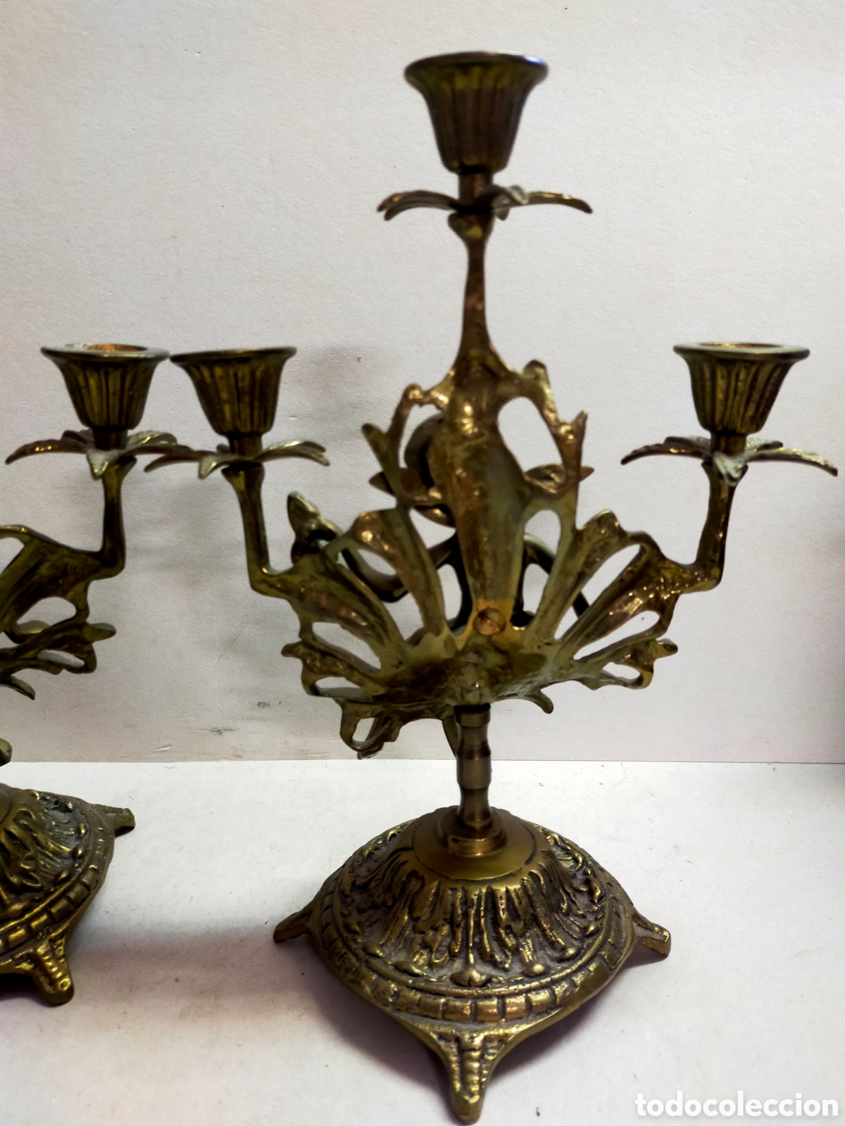 Antig&uuml;edades: PAREJA DE CANDELABROS EN BRONCE. 3 LUCES. - Foto 17