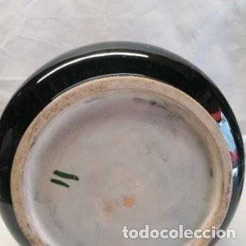 Antig&uuml;edades: Preciosa jarra esmaltada decorada en relieve - Foto 5