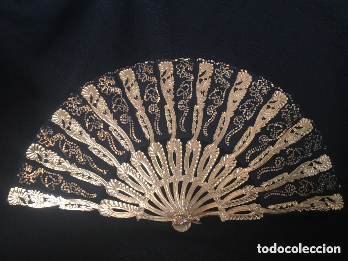 Antig&uuml;edades: Abanico madera tallada y dorada - Foto 1