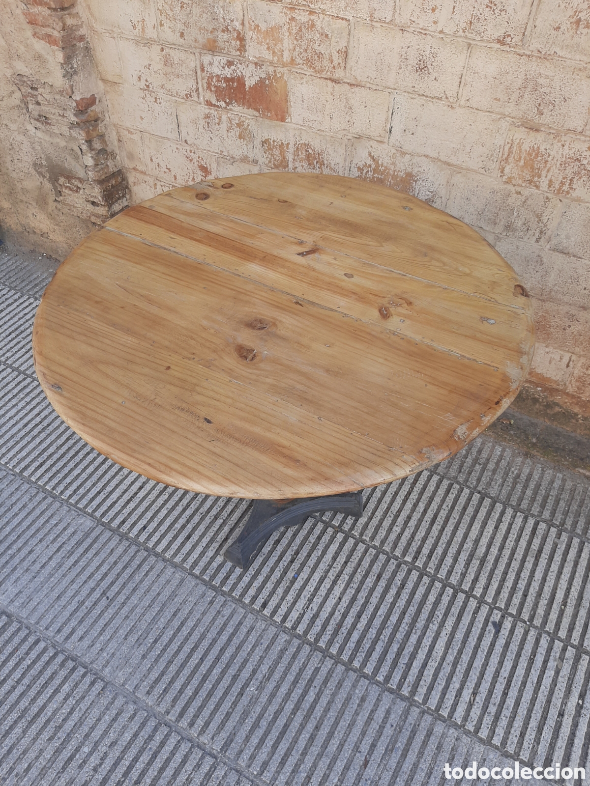 Antig&uuml;edades: Mesa antigua redonda - Foto 7