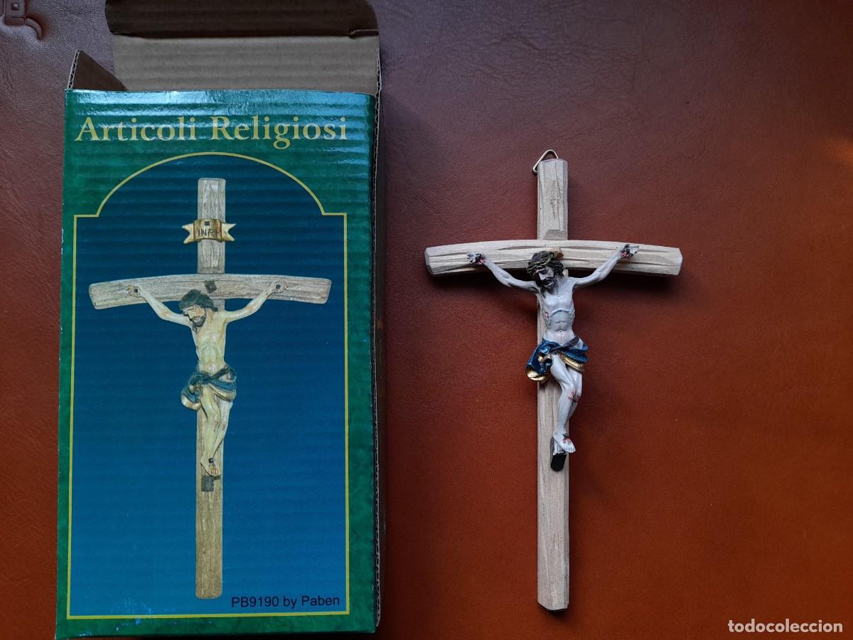 Antig&uuml;edades: Cruz madera y resina - Foto 1