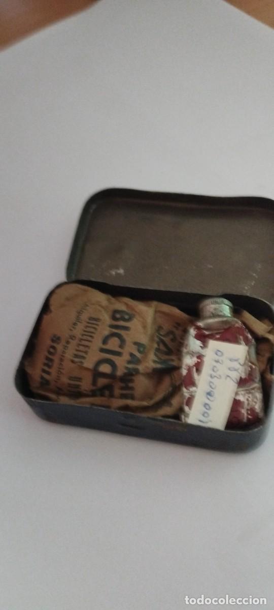 Antig&uuml;edades: Caja de parches SAMI - Foto 2