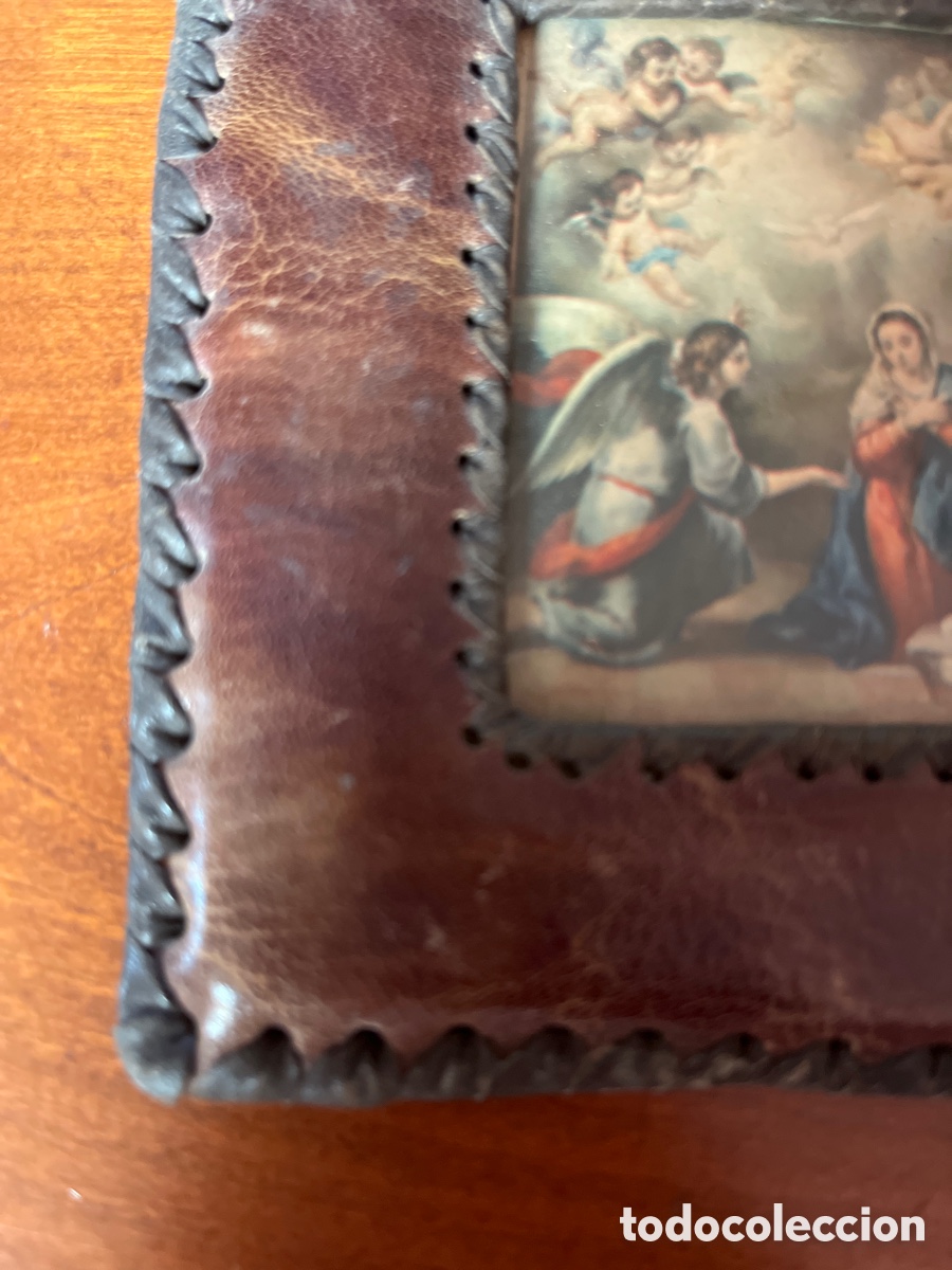 Antig&uuml;edades: Peque&ntilde;o marco de cuero. - Foto 2
