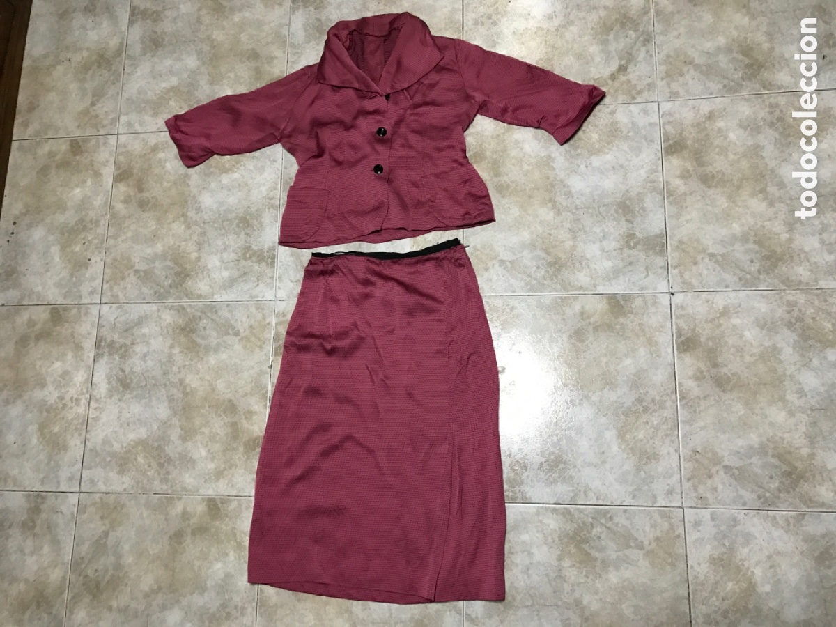 Antig&uuml;edades: Falda y chaqueta .Talla 40 aprox. - Foto 1