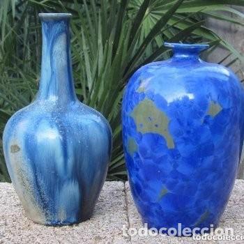 Antig&uuml;edades: 2 floreros torneados gres esmaltados azules - Foto 2