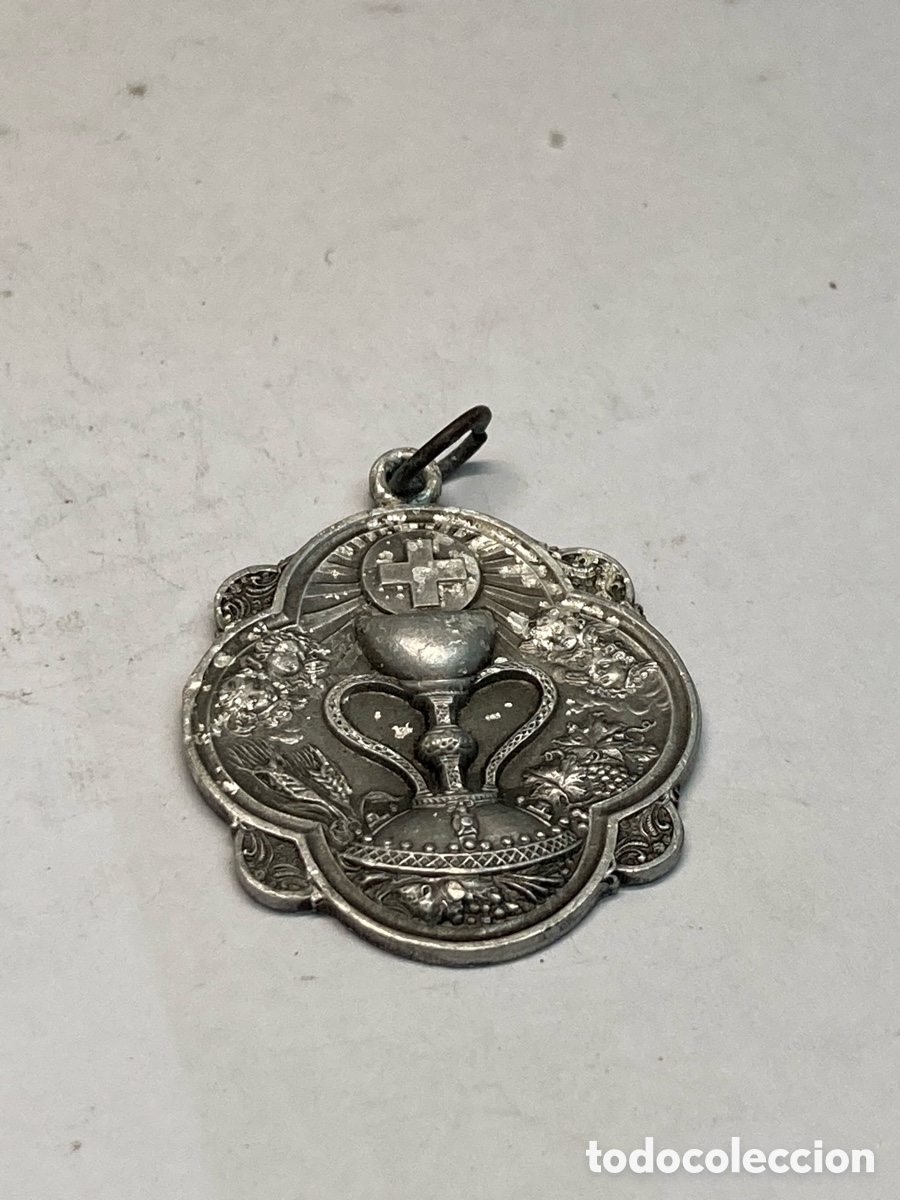 Antig&uuml;edades: Medalla de metal religioso C260 - Foto 1