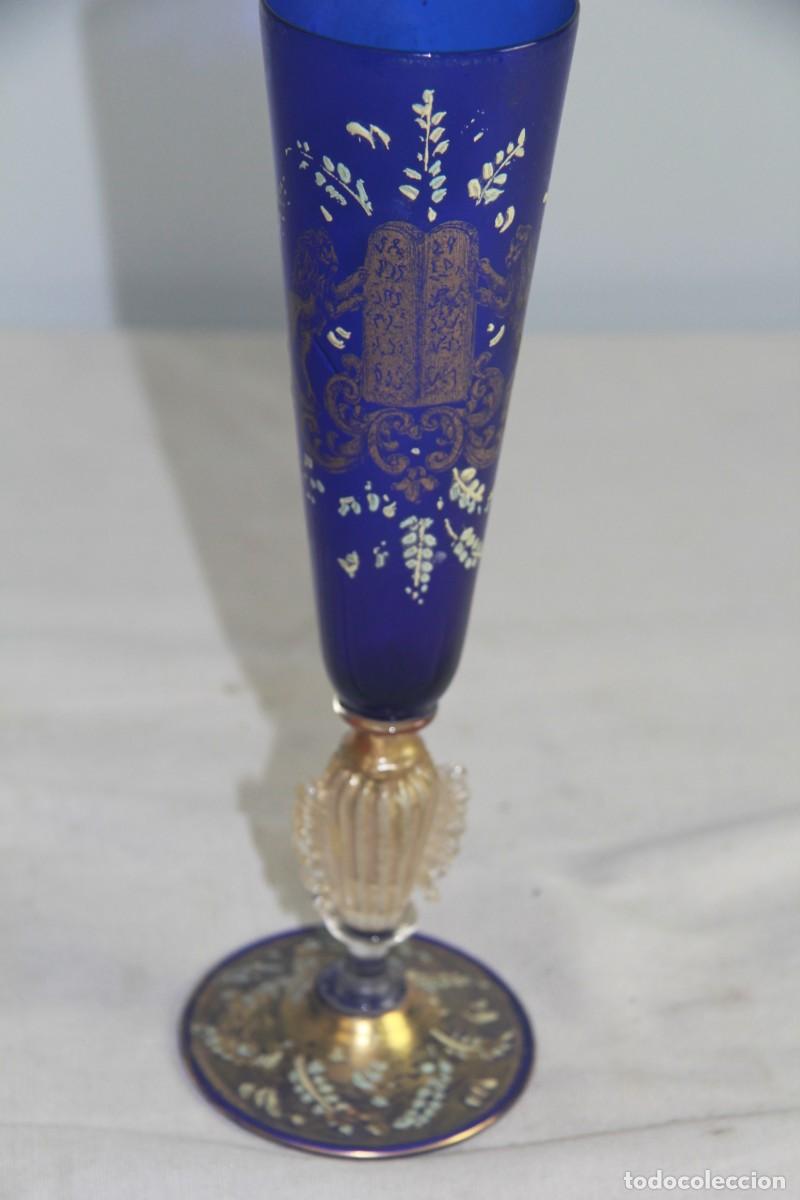 Antig&uuml;edades: Copa en cristal de Murano de color azul - Foto 1