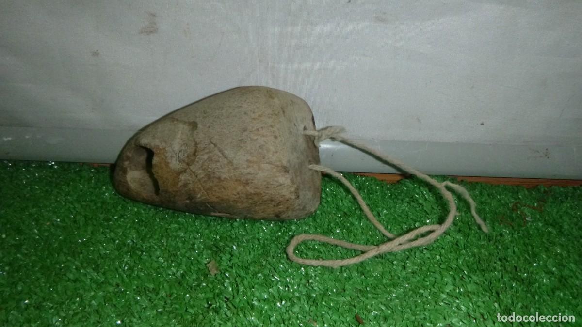 Antig&uuml;edades: ZOQUETA PROTECTOR PARA SEGADOR - Foto 3