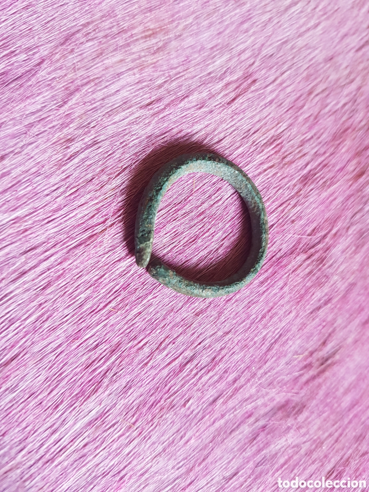 Antig&uuml;edades: Anillo Vikingo Zoomorfo, Serpiente, Bronce - Foto 2