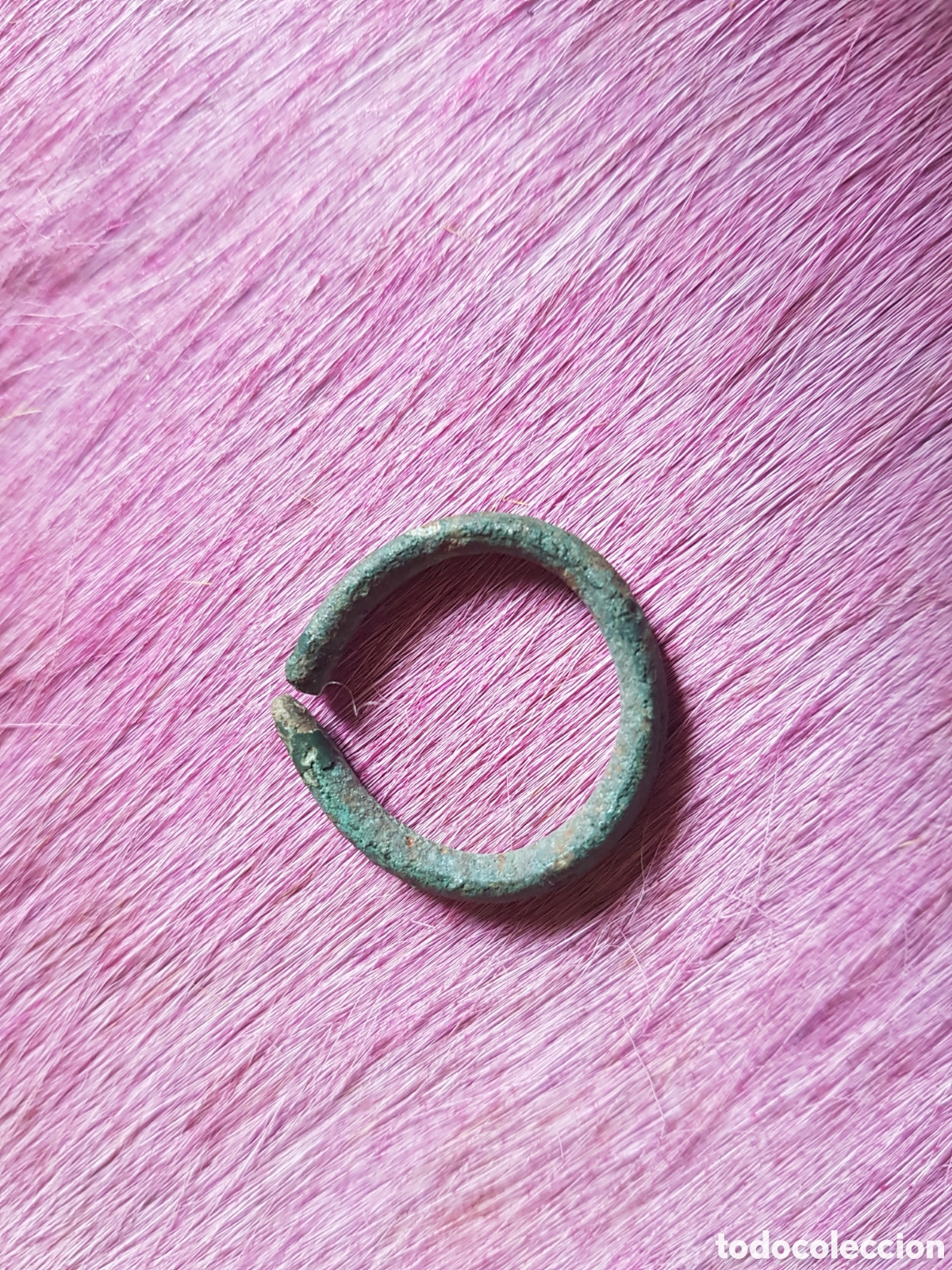 Antig&uuml;edades: Anillo Vikingo Zoomorfo, Serpiente, Bronce - Foto 1