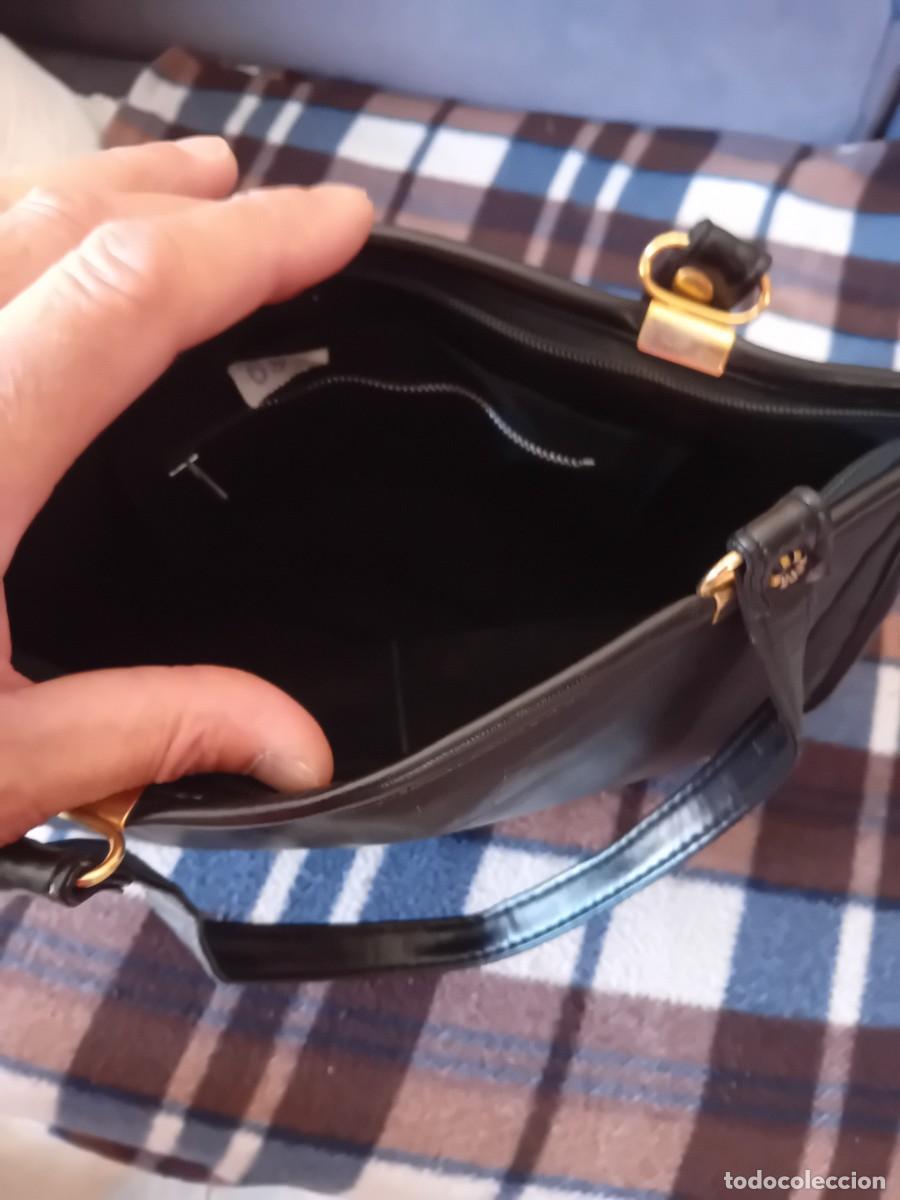 Antig&uuml;edades: Bolso de polipiel de cada de los 70 - Foto 5