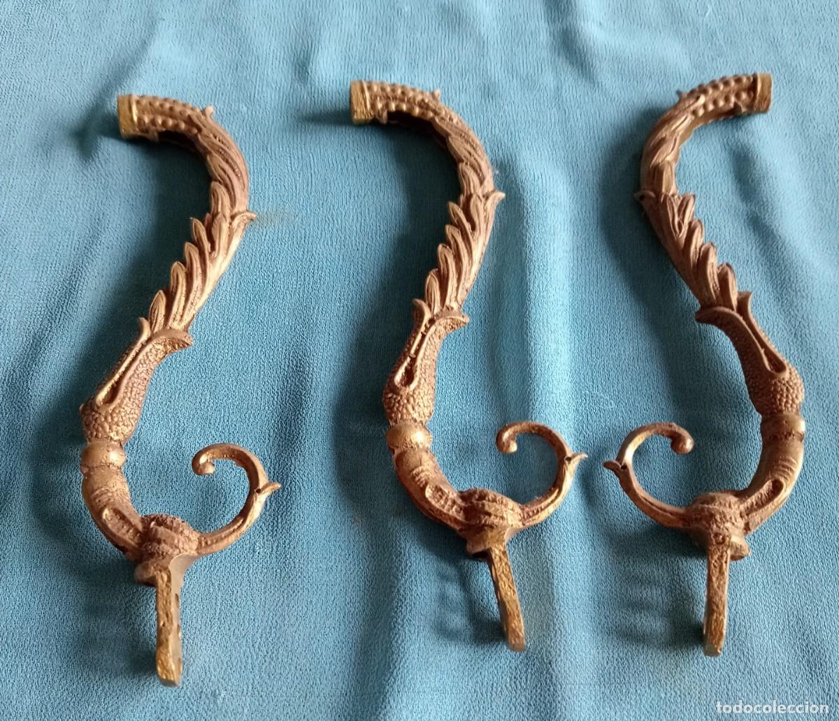 Antig&uuml;edades: 3 BRAZOS PARA L&Aacute;MPARAS, CANDELABROS ETC - Foto 2