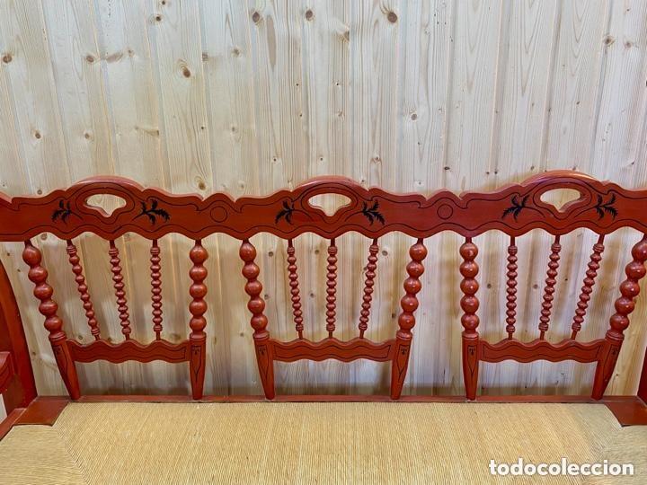 Antig&uuml;edades: Antiguo sof&aacute; de enea decorado a mano - Foto 4