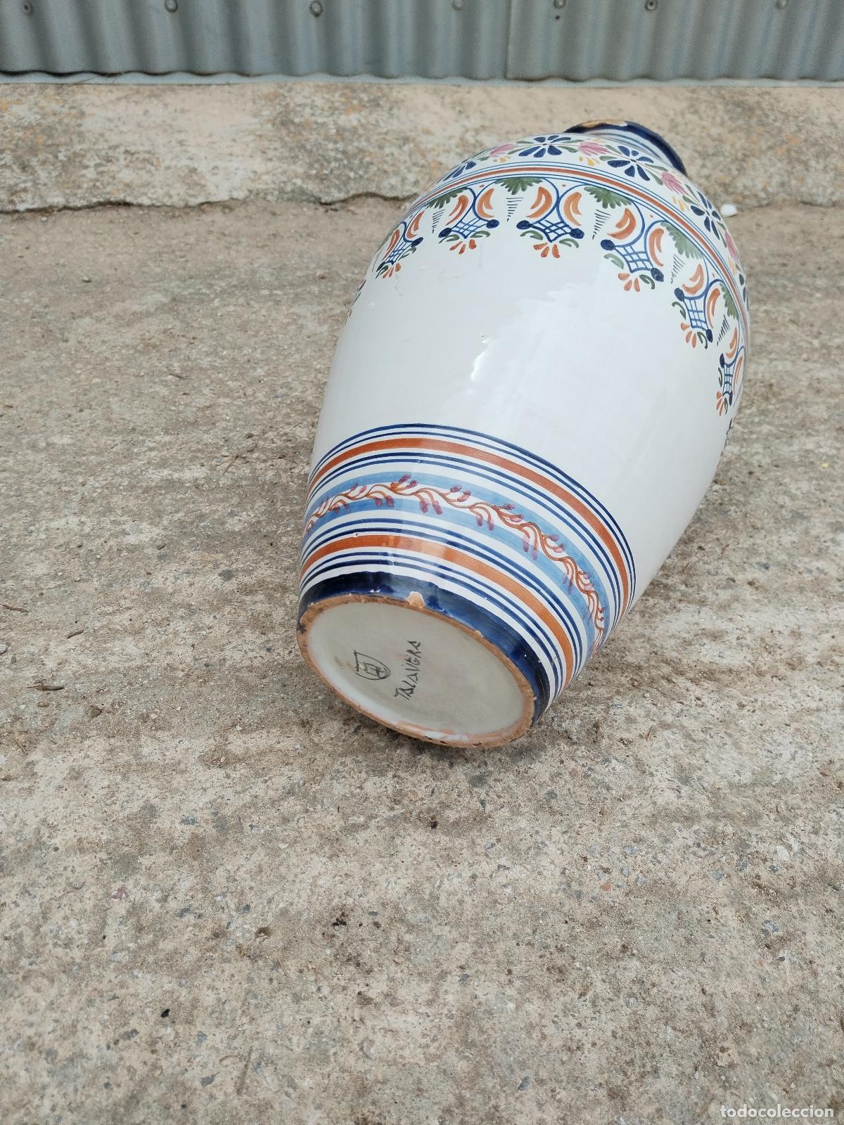Antig&uuml;edades: jarron en ceramica de talavera - Foto 2