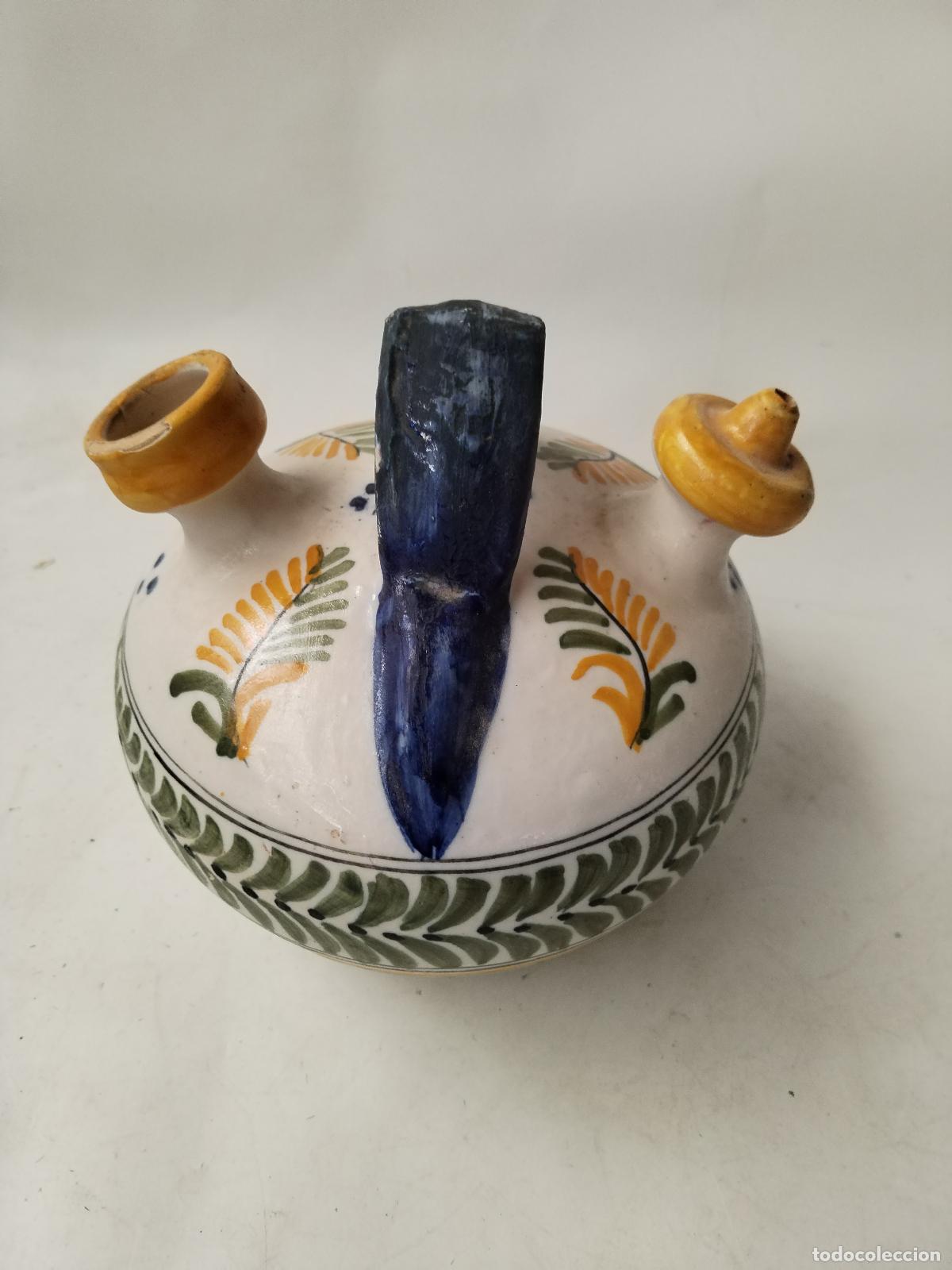 Antig&uuml;edades: botijo en ceramica de talavera - Foto 4
