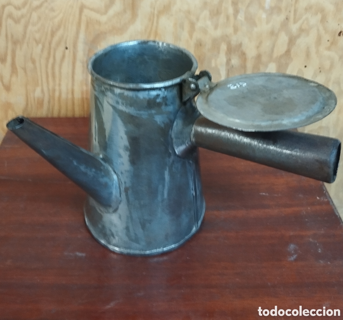 Antig&uuml;edades: Cafetera antigua de hierro - Foto 5