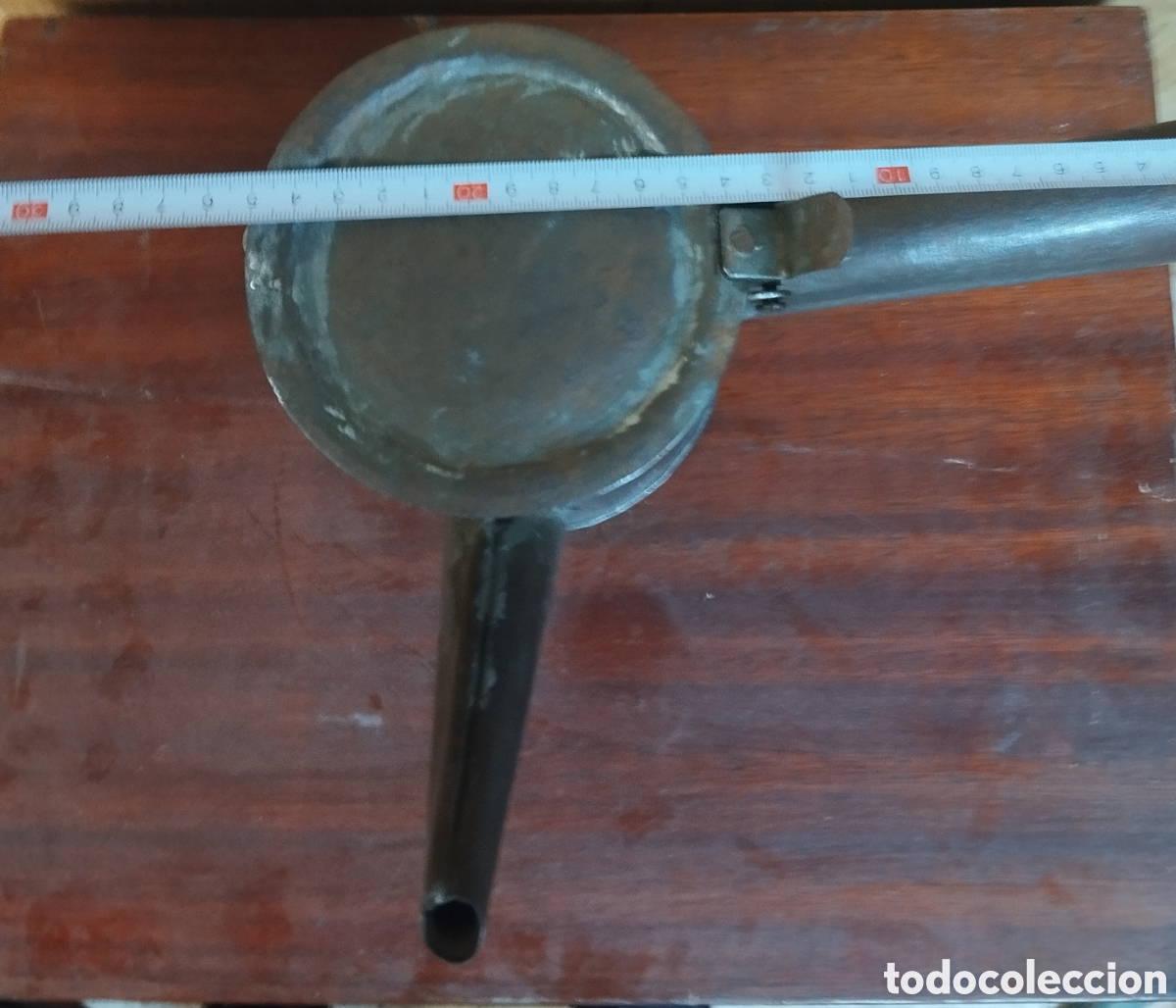 Antig&uuml;edades: Cafetera antigua de hierro - Foto 14